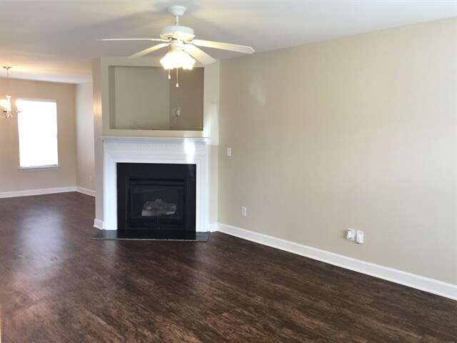 Building Photo - 982 Ramsgate Dr SW