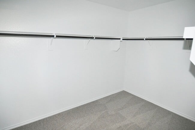 Building Photo - AVAILABLE NOW - VIEW NOW - Newer Construction 4 Bedroom Home in North Fort Worth – EMS-ISD