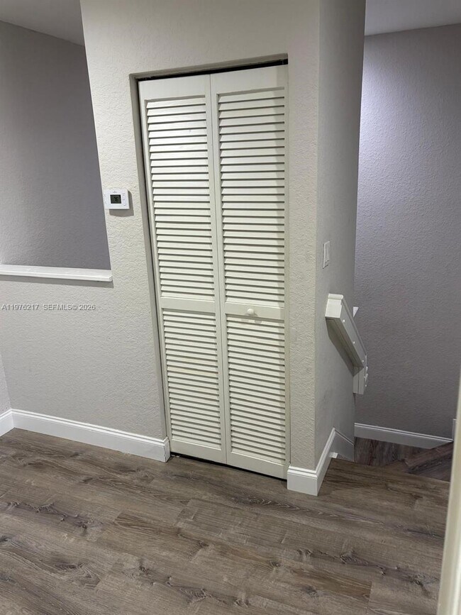 Building Photo - 27918 SW 140th Ave