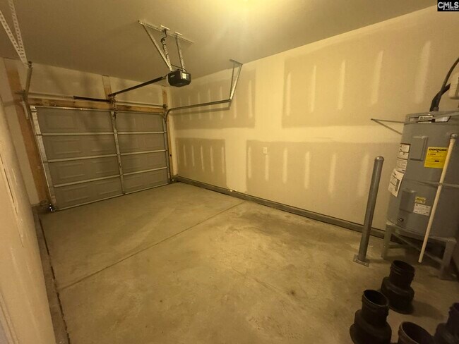 Building Photo - 125 Carr Ln