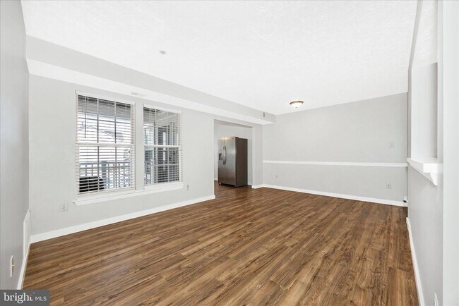 Building Photo - 615 Himes Ave
