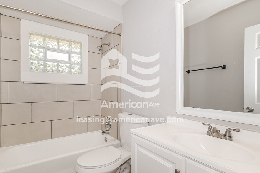 Building Photo - 9730 Lanier Dr