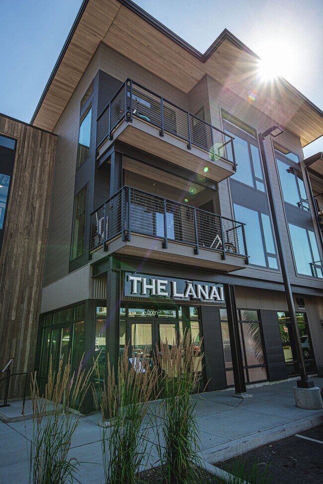 Building Photo - Modern Midtown Living | 2 Bed, 2 Bath Near...