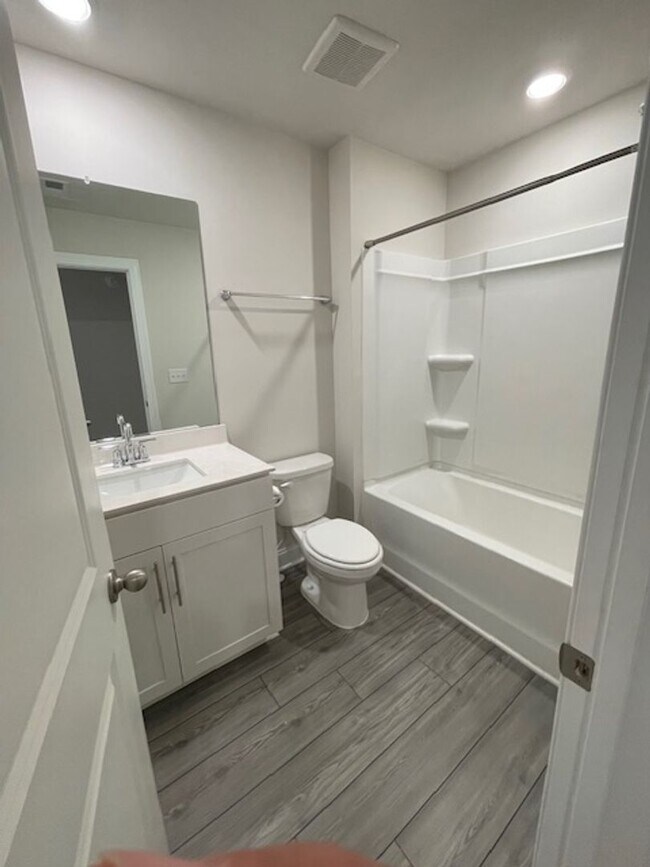 Building Photo - 4528 Skywood Ln