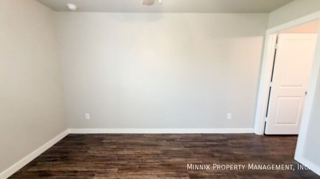 Building Photo - 2139 Kokomo Ave