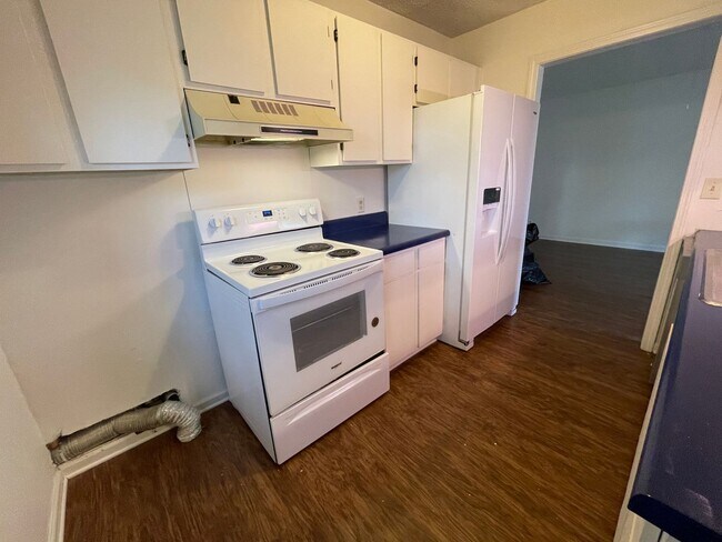 Building Photo - 3 Bed in North Murfreesboro