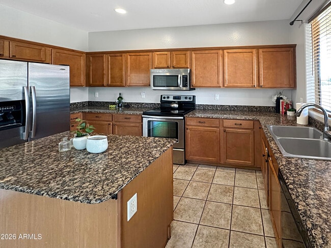 Building Photo - 3078 S Southwind Dr