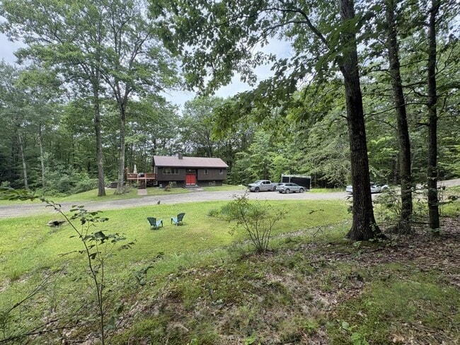 Building Photo - 71 Summit Rd
