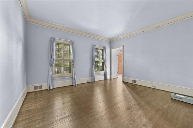 Building Photo - 860 Cramac Dr