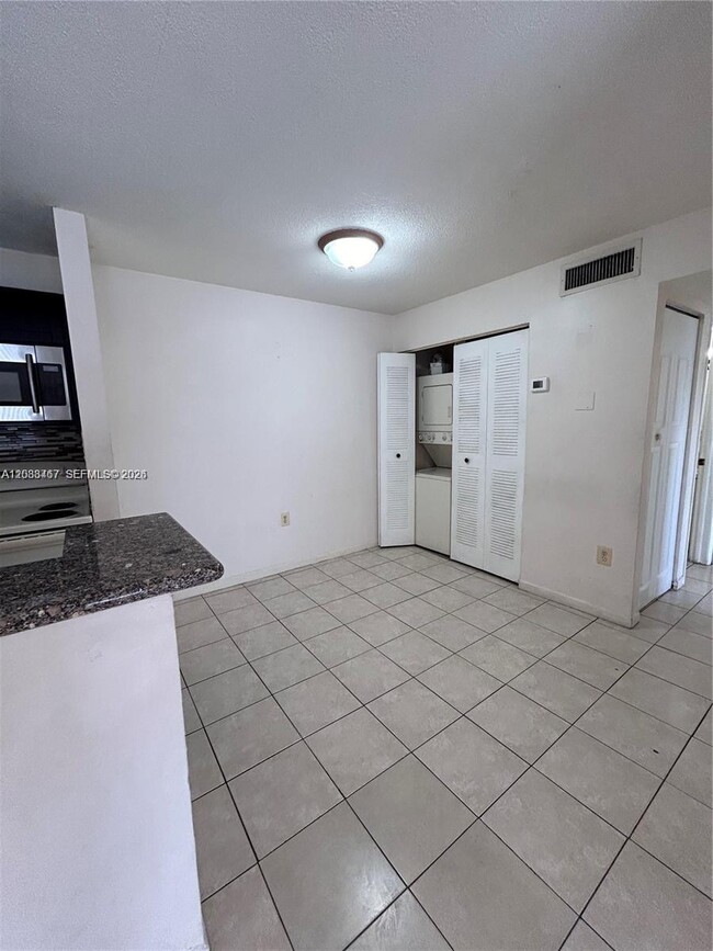 Building Photo - 15630 SW 80th St