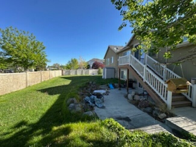 Building Photo - 13294 Cherry Crest Dr