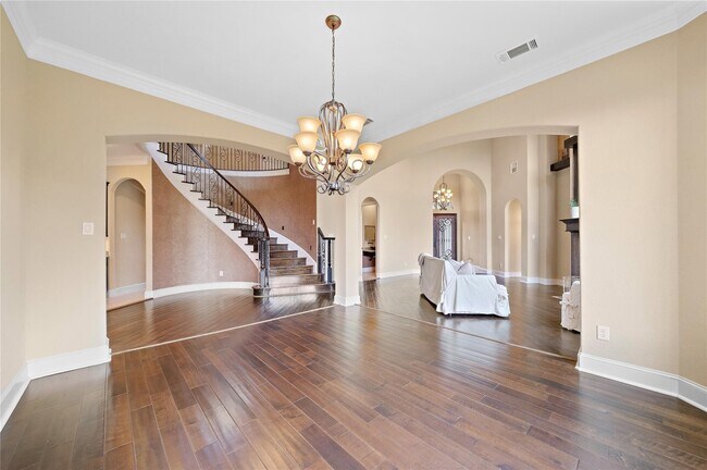 Building Photo - 19182 Grandview Point