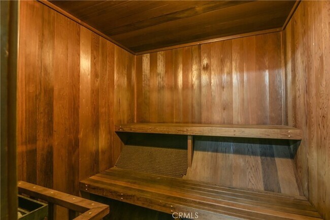 Building Photo - 811 6th St