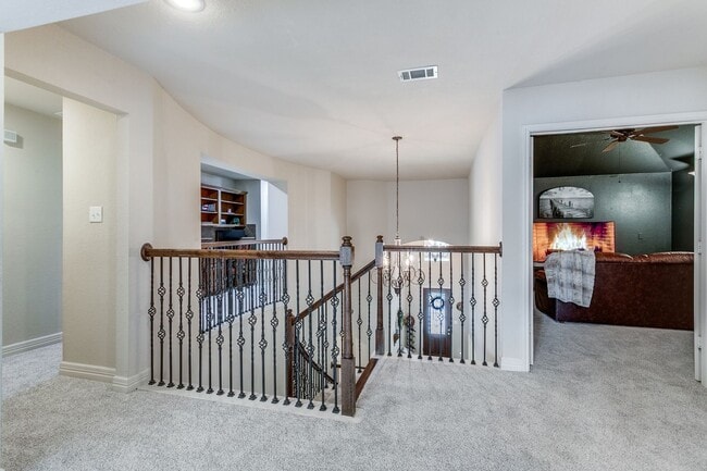 Building Photo - GORGEOUS HOME IN BELTERRA WITH SPARKLING POOL & SERVICE INCLUDED