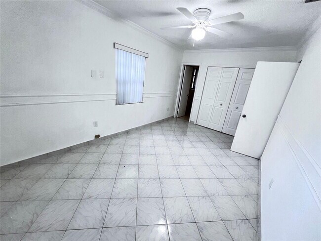 Building Photo - 2101 SW 81st Ave