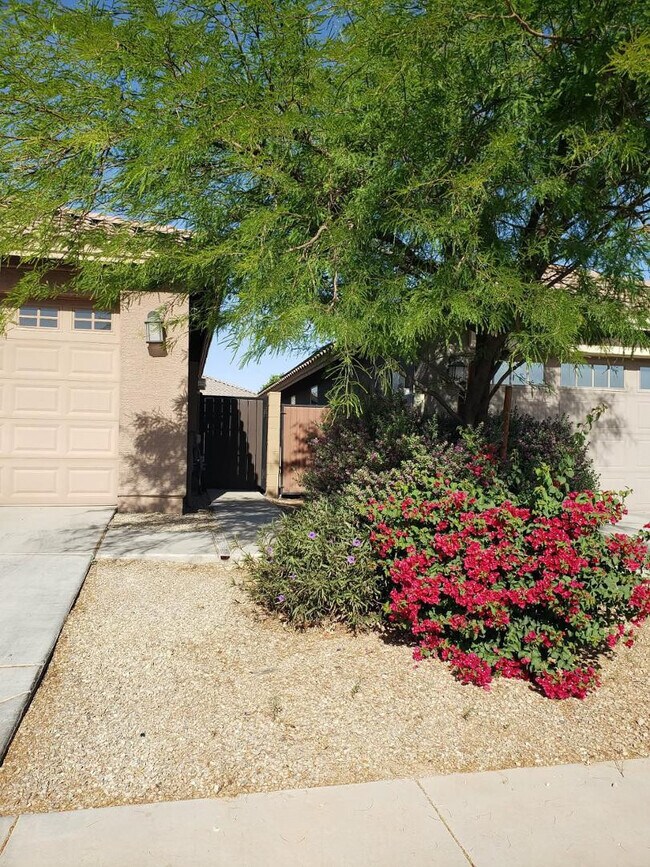 Building Photo - 4206 S 96th Ln