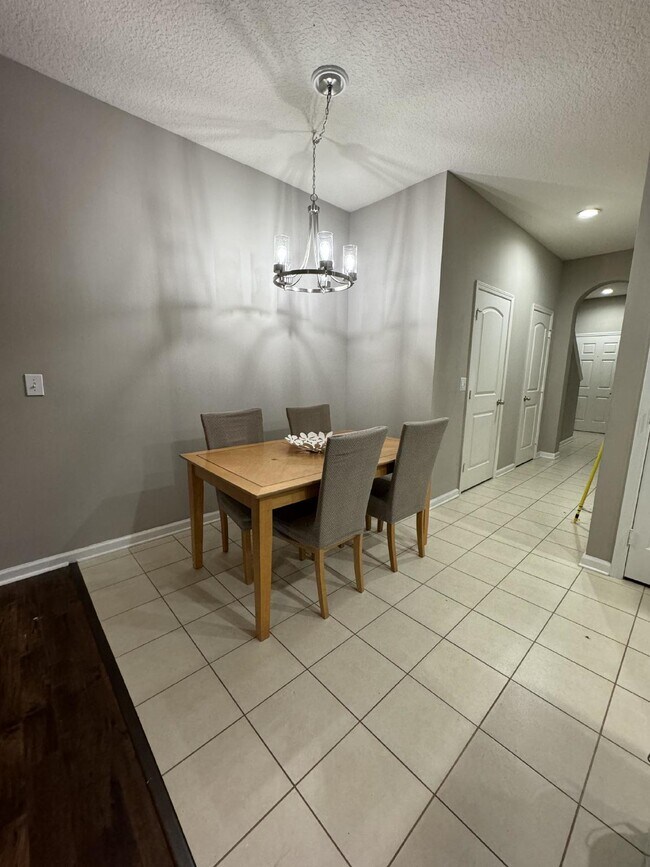 Building Photo - 3 bedroom 2.5 bath townhome in Bartram Park