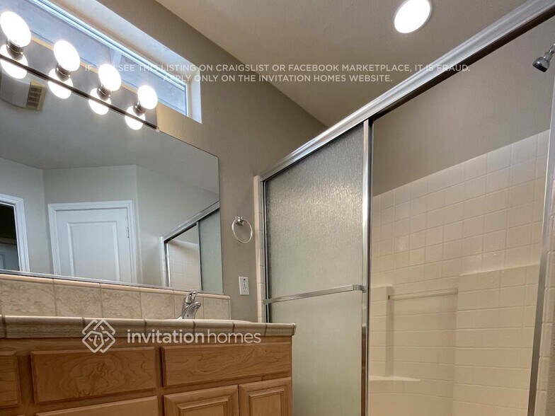 Building Photo - 395 Atlantic Dr