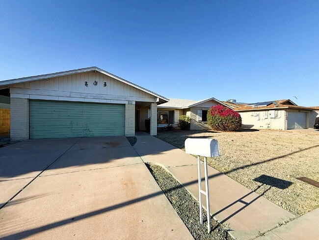 Building Photo - Fully Remodeled Home in Prime Location – Move-In Ready!