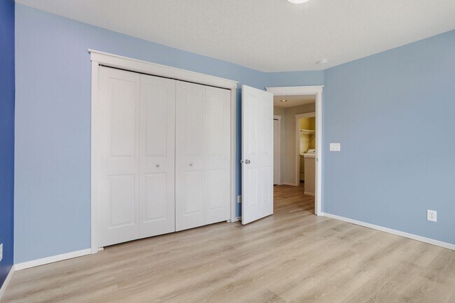 Building Photo - 4BR/2.5BA Home with Main-Level Bedroom/Office — Central A/C & Fenced Yard | Orenco Gardens, Hills...