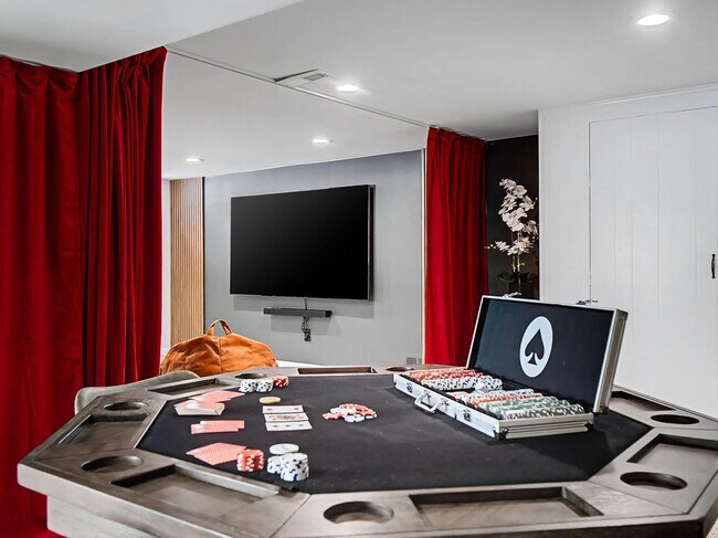 Building Photo - 28649 Jackson Rd