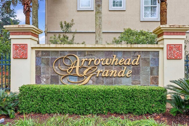 Building Photo - 109 Lac Courte