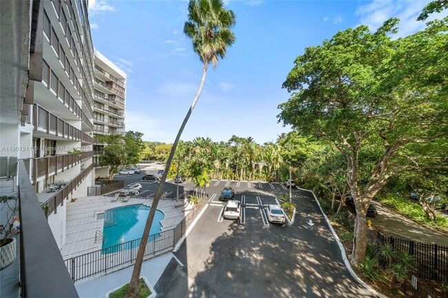 Building Photo - 5701 Biscayne Blvd