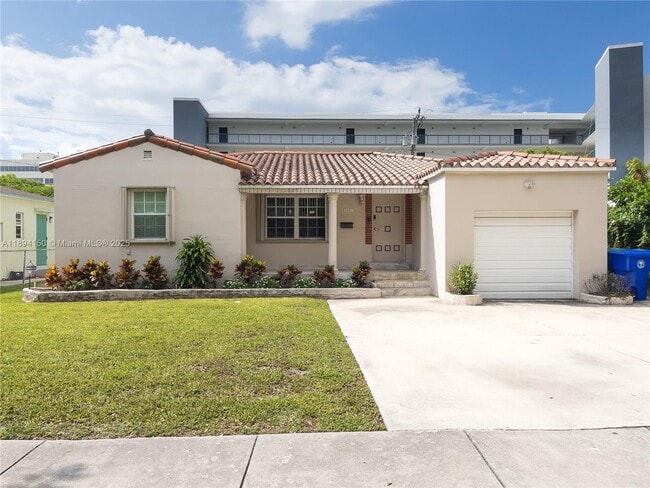 Primary Photo - 2290 SW 26th Ln
