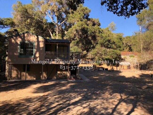 Building Photo - Charming 1-Bed 1-Bath Home with Bonus Room...