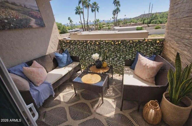 Building Photo - 14620 Yerba Buena Way