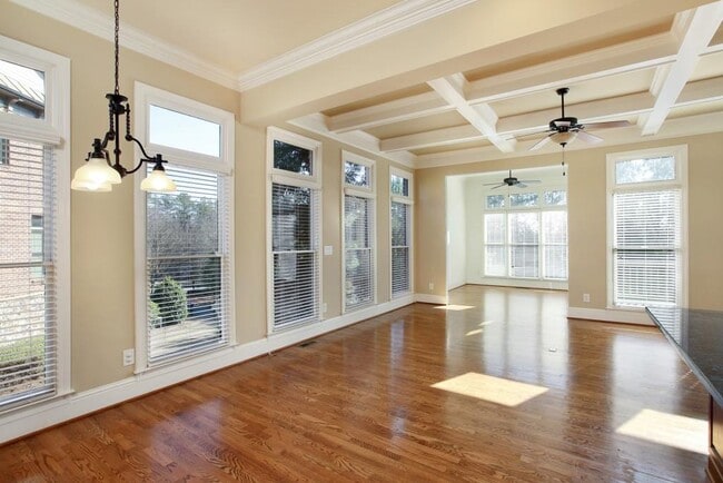 Building Photo - 2010 Heathermere Way