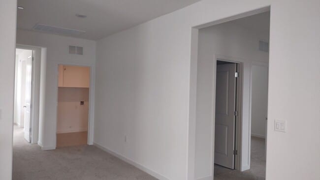 Building Photo - 6064 Sunscape Wy