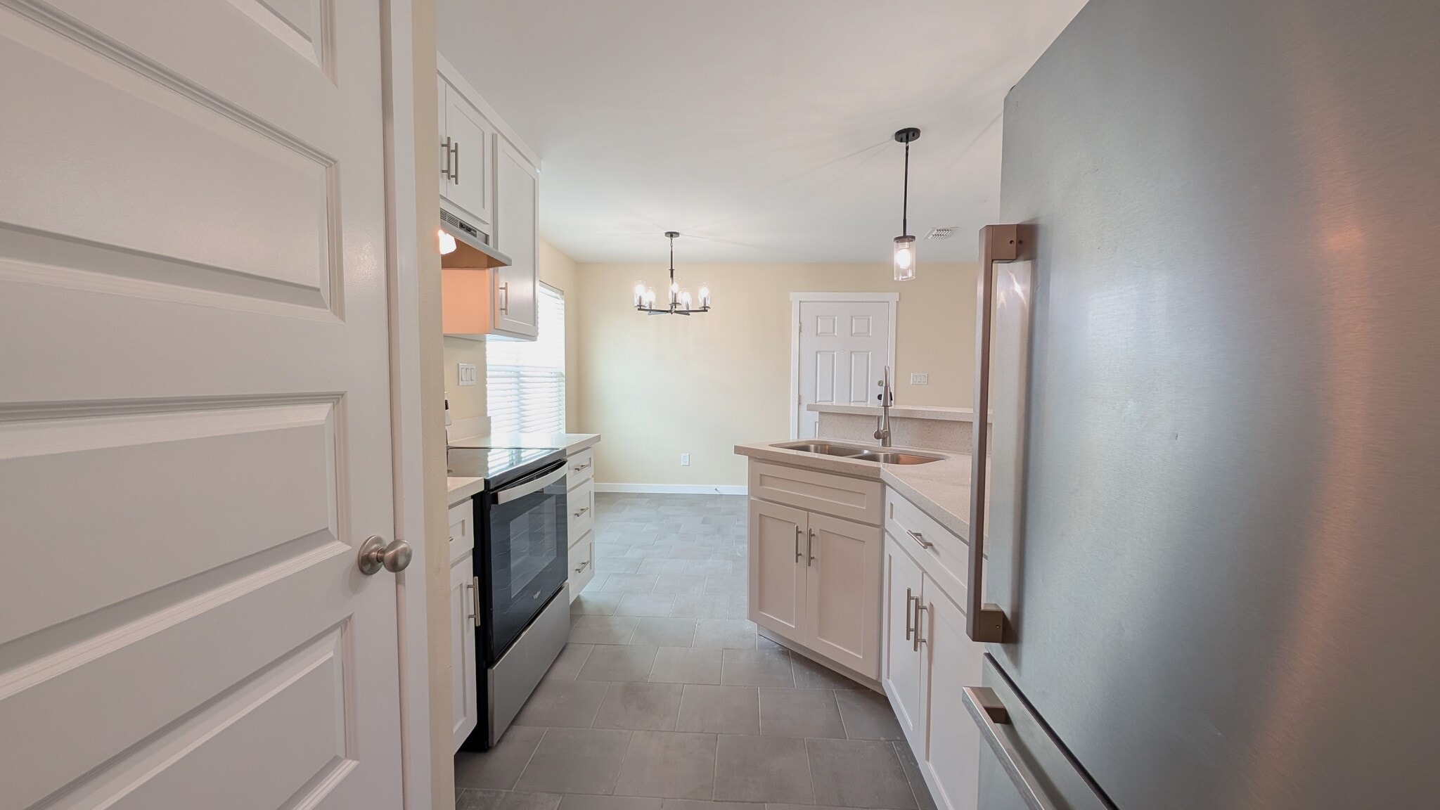 Building Photo - 2205 Multi National