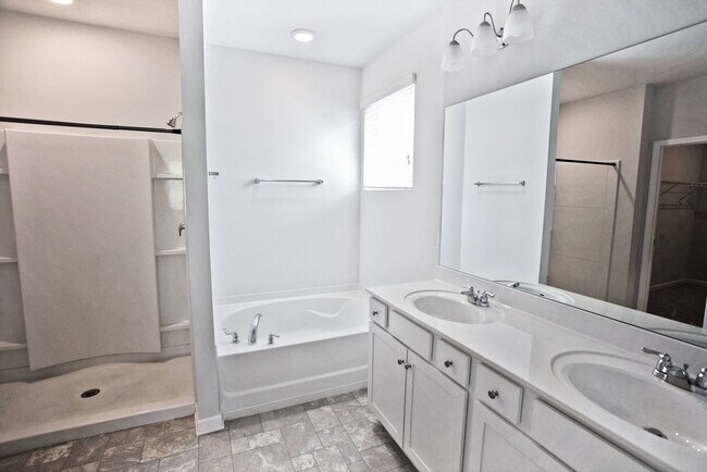 Building Photo - 248 Autumn Terrace Ln