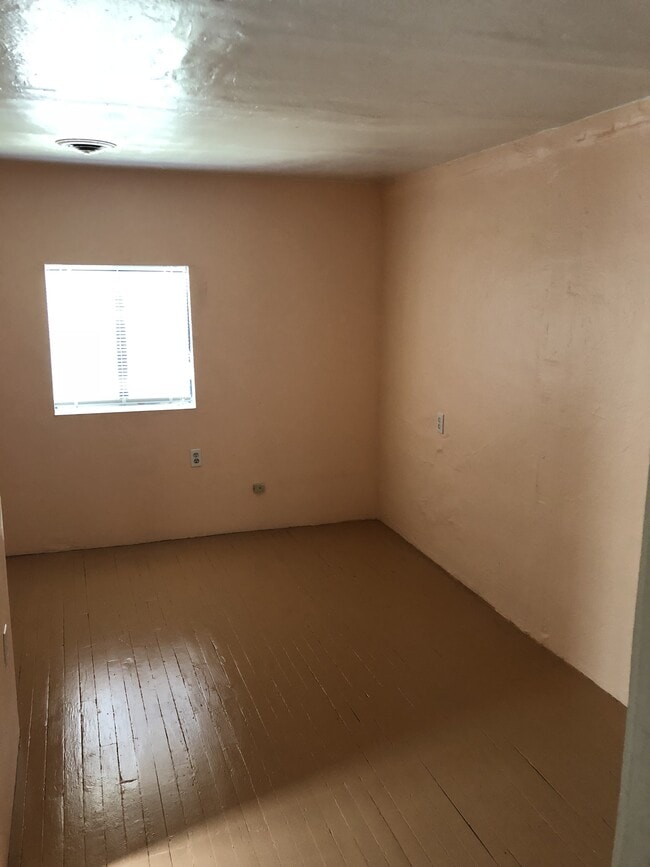 Building Photo - 112 Cervantes St