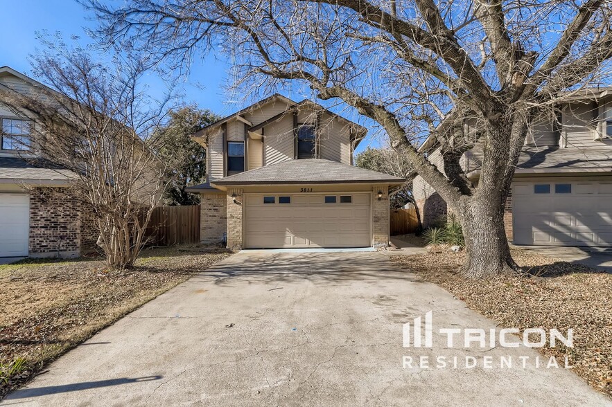 Building Photo - 3811 Clover Hill Ln