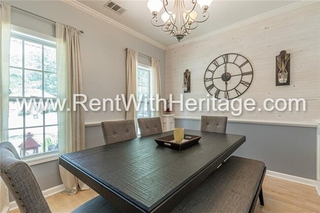 Building Photo - GORGEOUS 4 BEDROOM / 2.5 BATH WITH ALL THE UPGRADES IN POULAR KINGSWOOD SWIM / TENNIS COMMUNTY