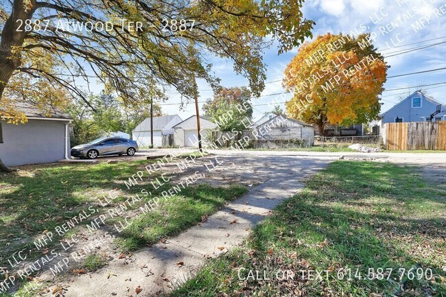 Building Photo - 2887 Atwood Terrace