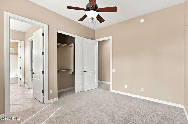 Building Photo - 22114 N San Ramon Dr