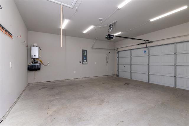 Building Photo - 2212 Gill Star Dr