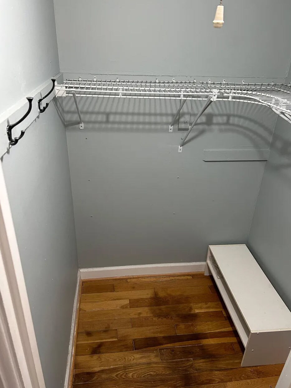 Building Photo - 3024 S Buchanan St