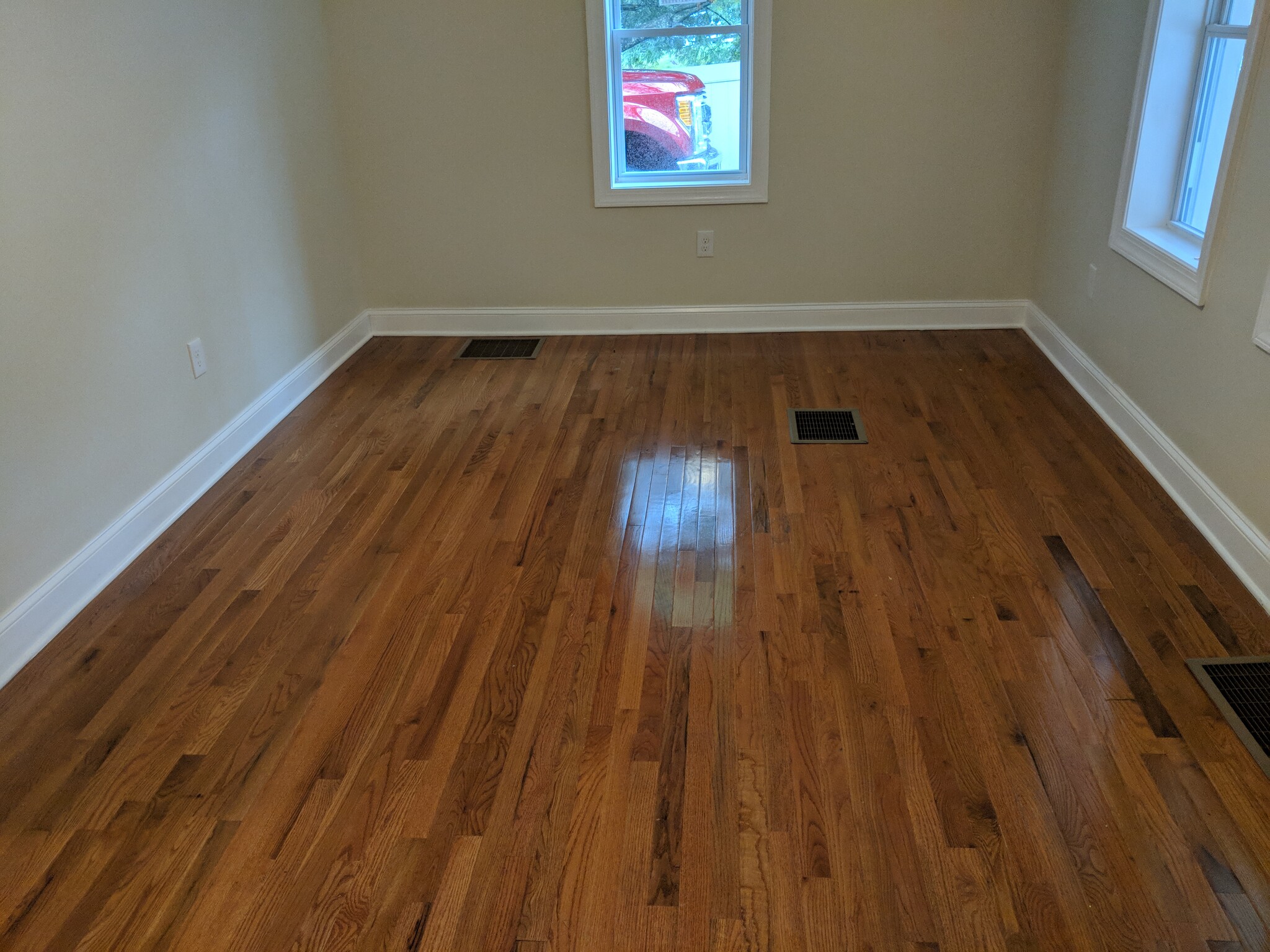 Living Room - 307 Central Ave