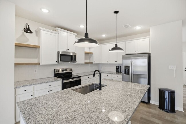 Building Photo - 22 Preening Rd