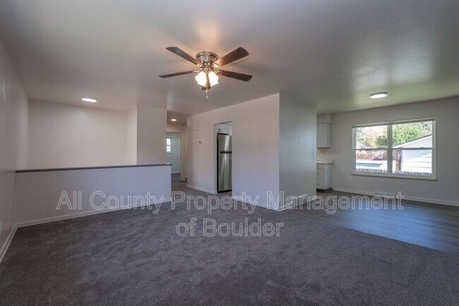 Building Photo - 1542 Lamplighter Dr