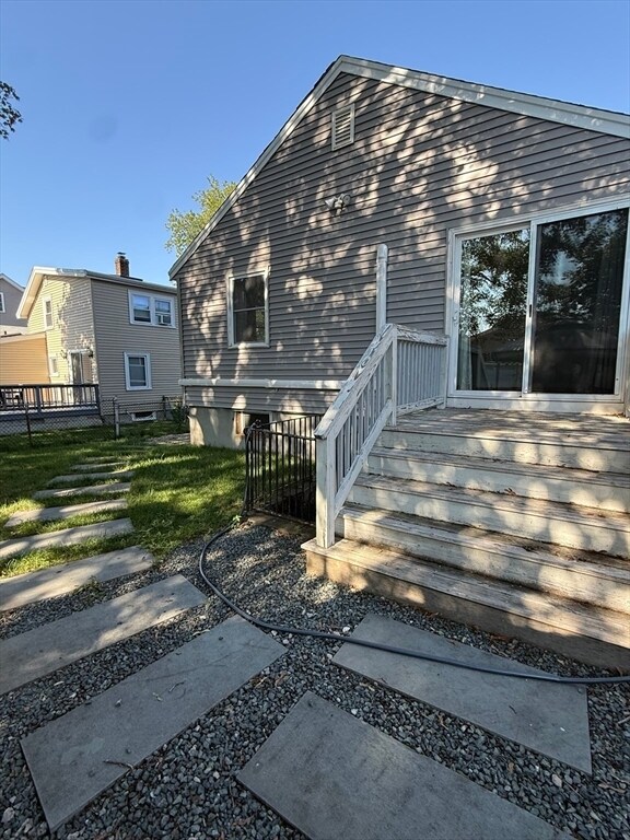 Building Photo - 128 Seminole Ave