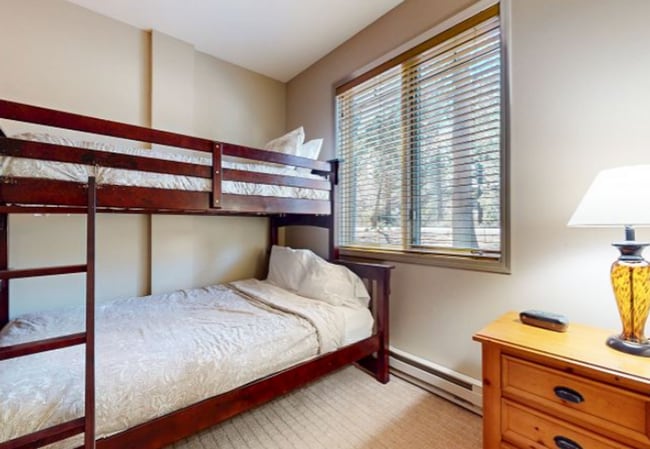 Building Photo - Beautiful 2 Bed, 2 Bath Fully Furnished Co...
