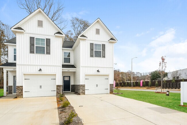 Building Photo - 195 Copperleaf Ln
