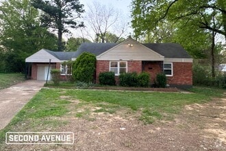 Building Photo - 3030 McCool Ave