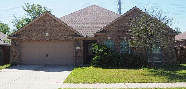 Primary Photo - 3 Bed 2 Bath in Denton