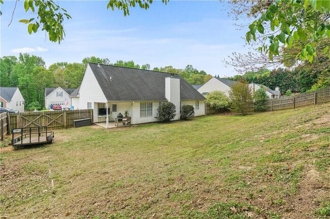 Building Photo - 2432 Heatherton Ct